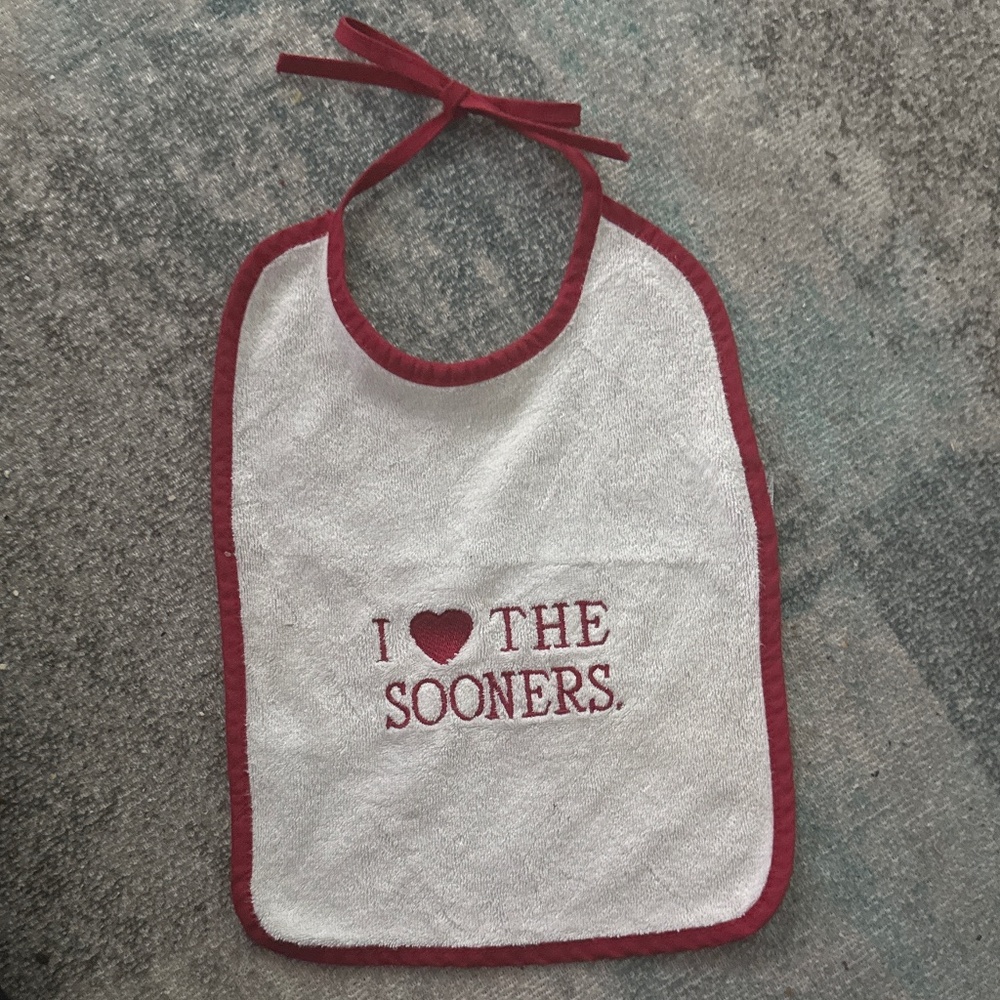OU Sooners Bib